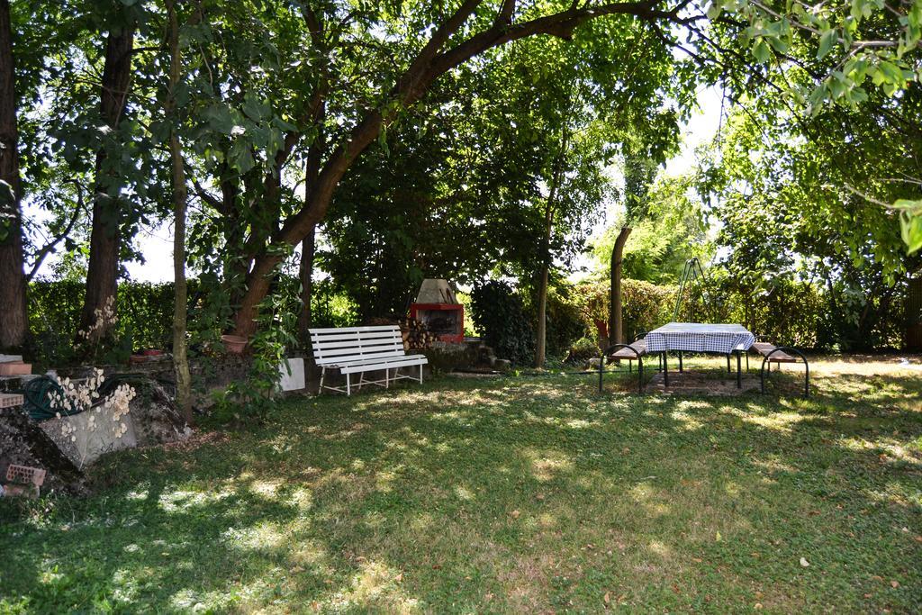 Agriturismo Ca' La Pergola Lugagnano Exteriör bild